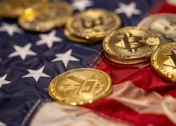 Fed Survey Finds 7% of US Adults Using Crypto, Down from Previous Years