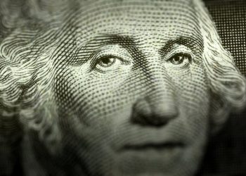 Dollar index under pressure at 104.70 level on Monday