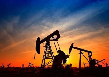 Oil and natural gas: Oil retreated to $76.12 on Friday