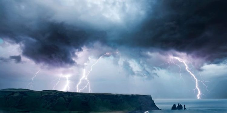 Storm Debby Brings Heavy Rainfall, Flooding to Carolinas