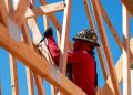 A U.S. construction boom is sending rents lower and creating perks for renters