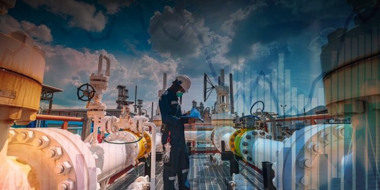 Oil continues to rise on Monday; natural gas has stabilized