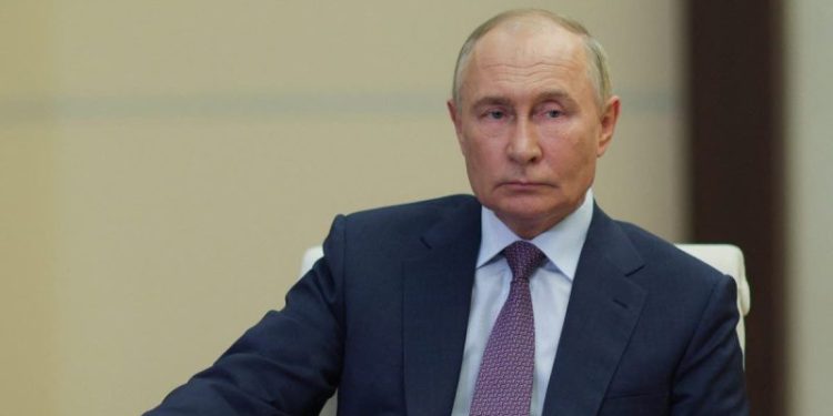 Mideast oil powerhouse bans Russian ‘shadow fleet’ vessels that seek to undermine sanctions