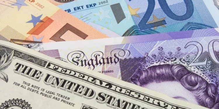 EURGBP and EURCHF: EURCHF halted its fall this morning