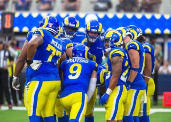 Why the LA Rams are worth $2 billion more than the LA Chargers