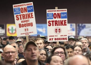 Boeing machinists reject new labor contract, extending strike