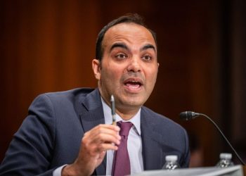 CFPB expands oversight of digital payments services including Apple Pay and Cash App