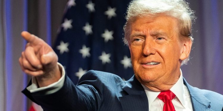 Trump transition signs agreement for FBI background checks