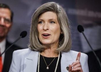 GOP Sen. Joni Ernst officially backs Pete Hegseth for DOD after initial uncertainty